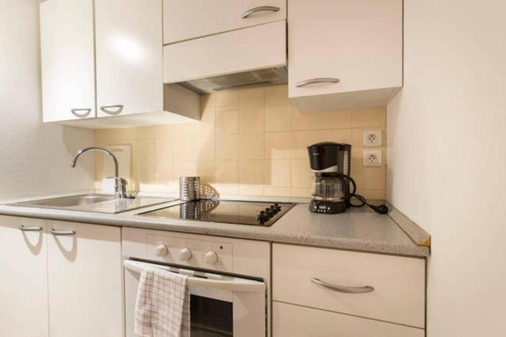 Historic City Center - Petite Venise Suites كولمار المظهر الخارجي الصورة