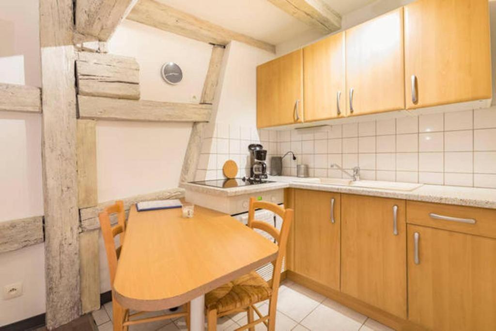 Historic City Center - Petite Venise Suites كولمار المظهر الخارجي الصورة