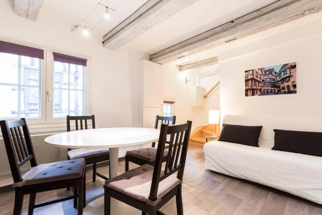 Historic City Center - Petite Venise Suites كولمار المظهر الخارجي الصورة